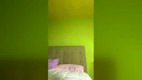 Caramella online show from April 16, 6:02 am