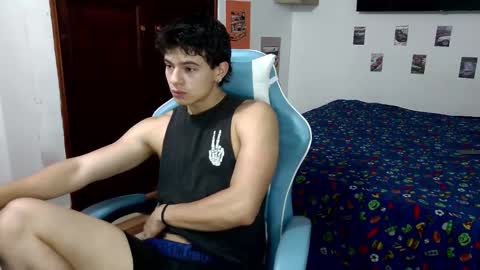 carapalida9008 online show from December 2, 12:45 am