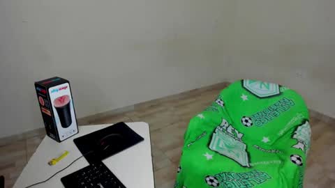 Carlos and Cristian  online show from September 13, 5:43 am