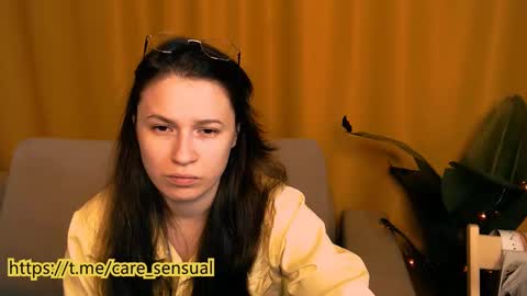 Mary online show from December 9, 5:18 am