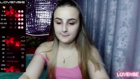 Christi online show from December 7, 10:28 am