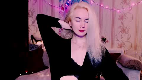 Carin online show from April 24, 5:09 am