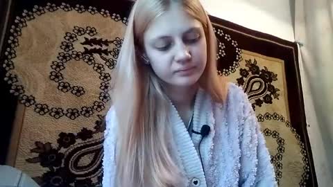 Kira online show from May 16, 2:52 am