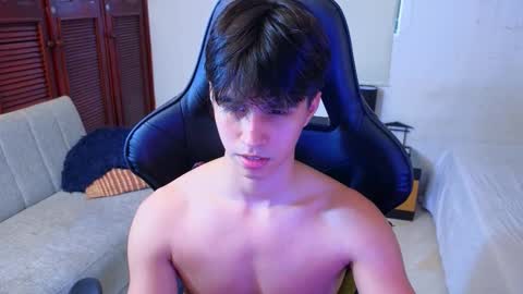 carl_dixon online show from October 30, 9:26 pm