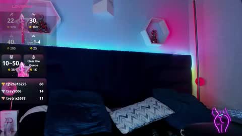 carla online show from March 23, 8:30 am