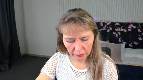 Carla Vogue online show from November 4, 3:41 am