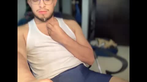 carlcarlinches4 online show from January 10, 8:37 pm