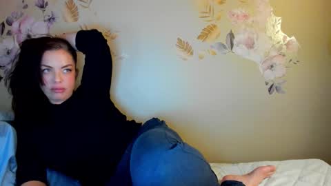 Carlie online show from October 24, 5:30 am