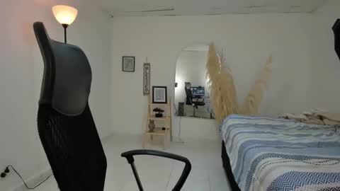 master online show from February 23, 3:58 pm