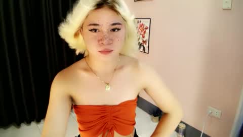 carlo_bigcock69 online show from October 11, 11:15 am