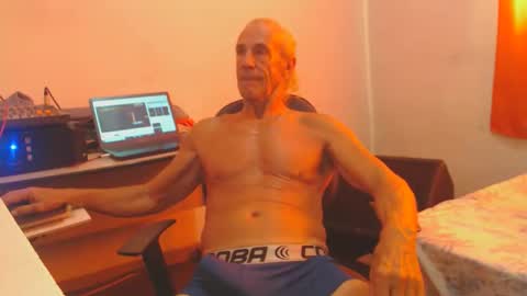 carlos online show from April 21, 11:28 am