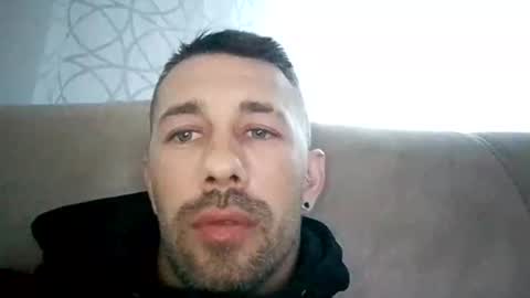 carloscadiz11 online show from November 22, 11:08 am