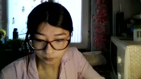 CarlyJoy online show from April 7, 12:51 pm