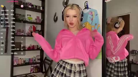 Elina online show from June 25, 9:53 pm
