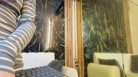 CAROLINA  online show from April 23, 2:52 am