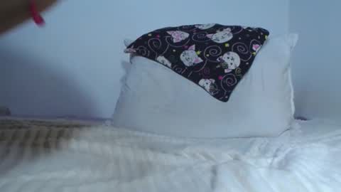 Snapshot of carolina_ml chatting on October 5, 8:38 pm CarolinaM online show from October 5, 8:38 pm