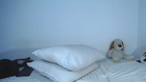 Snapshot of carolina_ml chatting on October 14, 6:33 pm CarolinaM online show from October 14, 6:33 pm