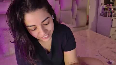 caroline online show from January 13, 5:04 am