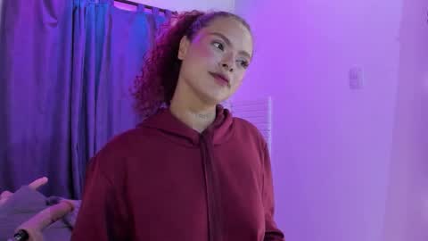 Caroline  Clark online show from February 24, 3:42 am