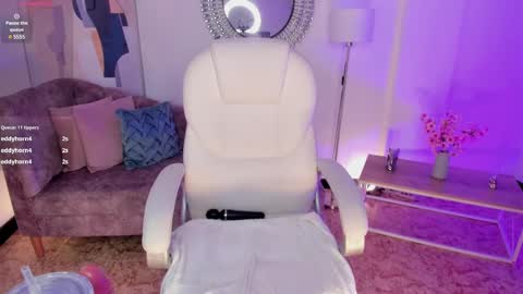 Caroline online show from February 10, 2:41 am