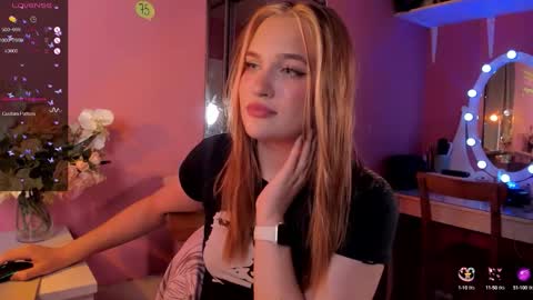 Caro online show from October 9, 11:32 pm