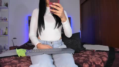 CAROLINE online show from October 12, 12:36 am