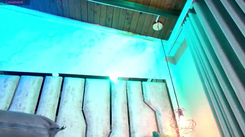 Carolina online show from December 20, 4:19 am