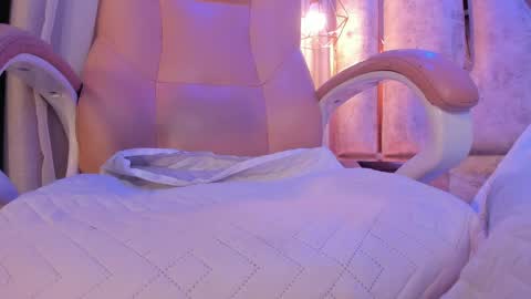 Carolina online show from April 9, 3:32 am