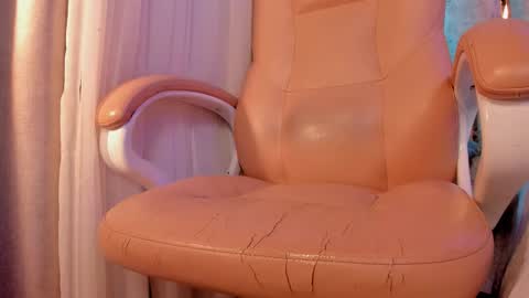 Carolina online show from February 13, 3:32 am