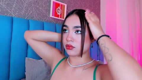 CarolineeGarcia online show from March 6, 1:35 pm