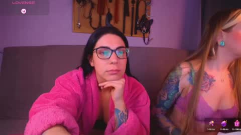 Carrie online show from April 12, 6:12 pm