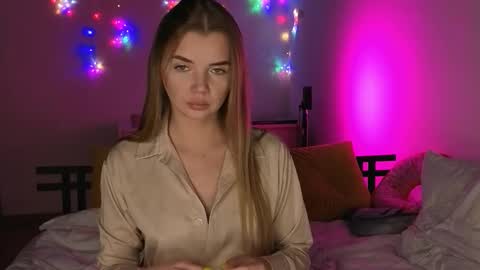 carriebradshawww online show from January 15, 5:11 pm