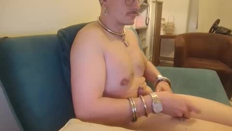 Cartier online show from October 25, 5:24 pm