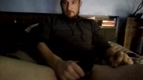 okiedadd online show from February 12, 9:13 am