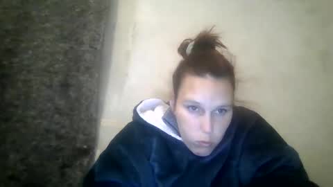 Cash Couple online show from December 3, 1:25 am