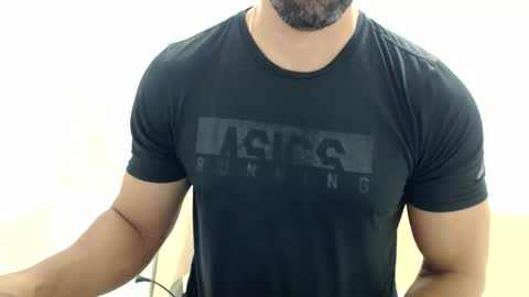 cashmastermuscle77 online show from May 28, 10:24 am