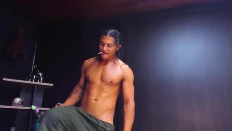 Casike online show from December 14, 1:23 am