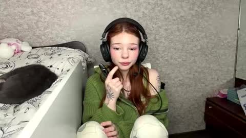 cassandraneiman online show from October 16, 3:33 pm
