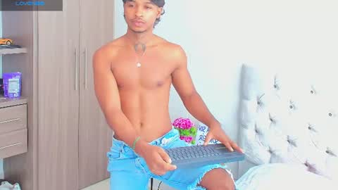 CASSIAN GOLD online show from July 28, 12:48 pm