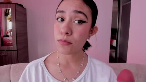 Cassie Jones online show from April 20, 9:07 pm