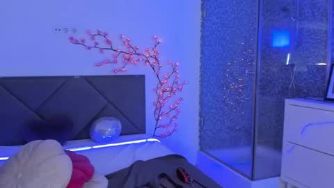 Cassie online show from May 29, 6:11 am