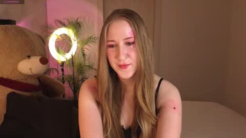 Casey online show from March 8, 4:44 pm