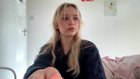 Olivia online show from March 11, 2:42 pm