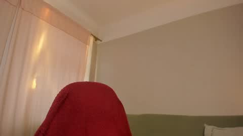  cassandra  online show from April 22, 4:47 pm