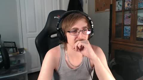 casuallycorrupt online show from June 6, 1:11 am