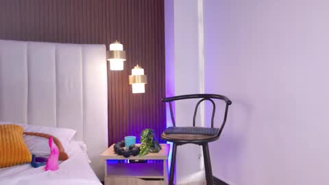 Dani   online show from November 22, 9:13 pm