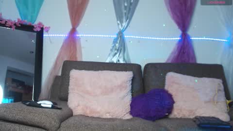 Snapshot of cata_robets chatting on September 9, 2:22 am cata online show from September 9, 2:22 am