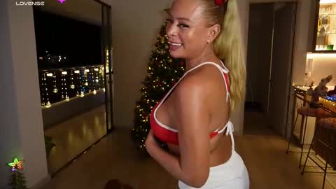 Cata  online show from December 14, 11:33 pm