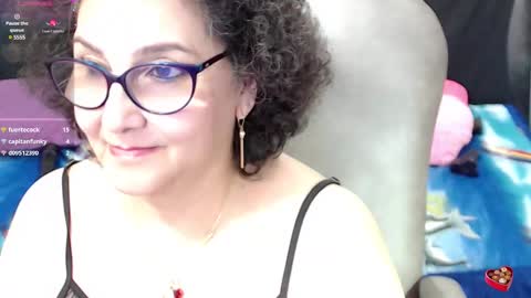 Snapshot of cataleya_mom_ chatting on March 12, 10:16 am cataleya online show from March 12, 10:16 am