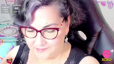 Snapshot of cataleya_mom_ chatting on September 15, 8:16 am cataleya online show from September 15, 8:16 am